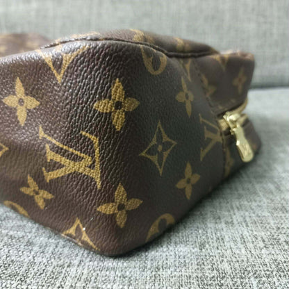 Pre loved Authentic Vintage Louis Vuitton Toiletry Pouch Clutch Handbag French Made MB1014
